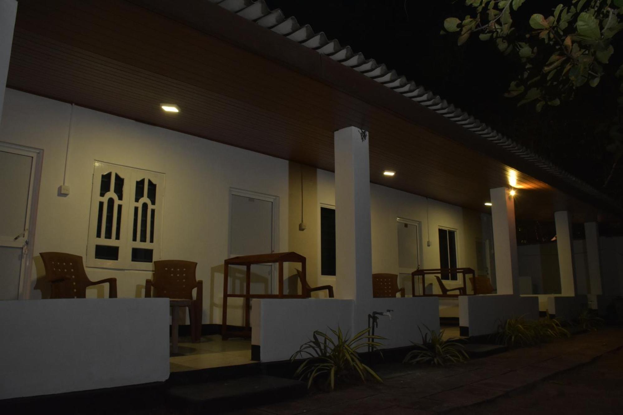French Garden Regish Guest House Trincomalee Kültér fotó